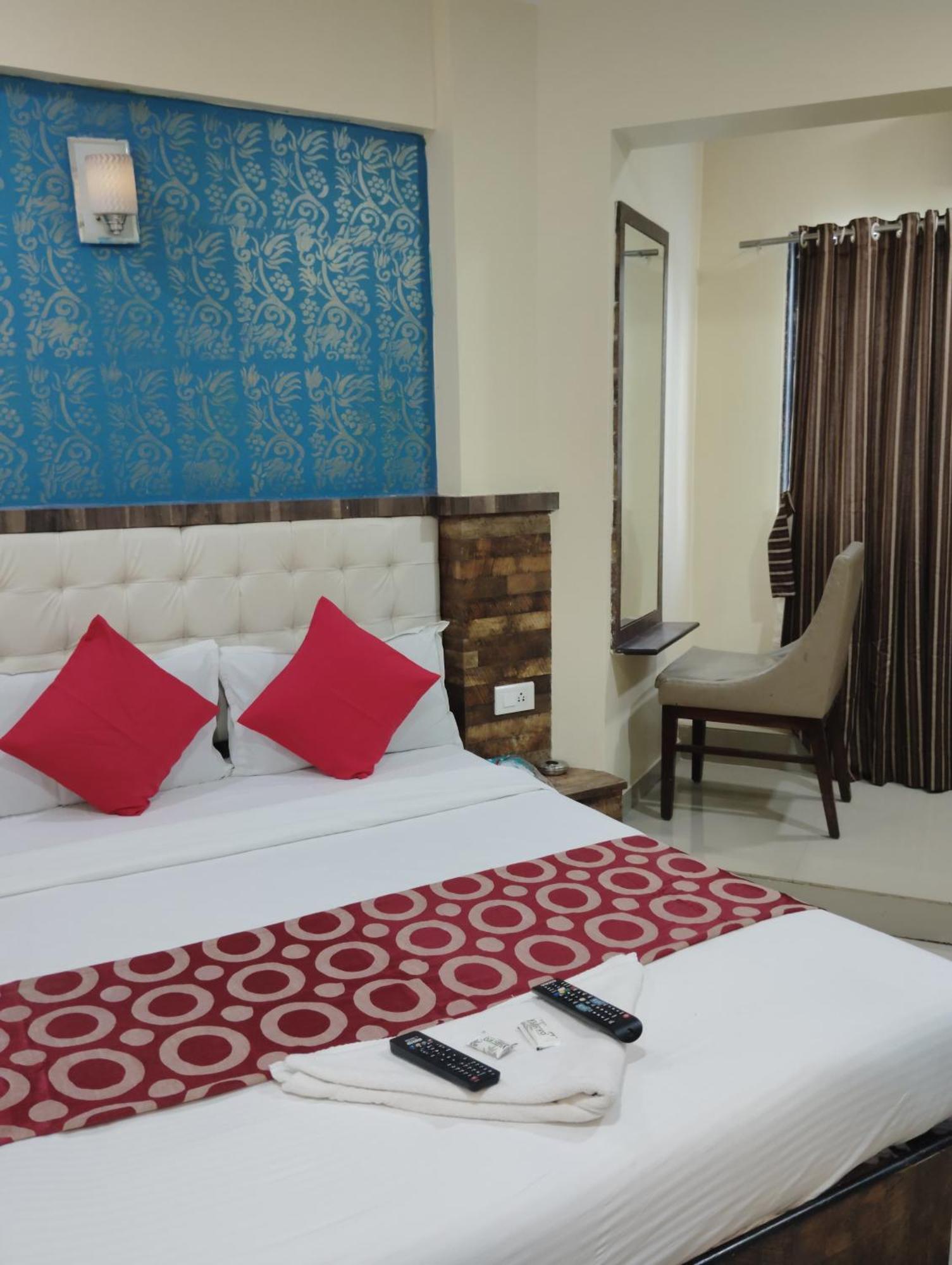 Hotel Golden Park Near Nesco 孟买 外观 照片